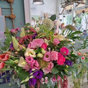 Deluxe Vase Arrangement