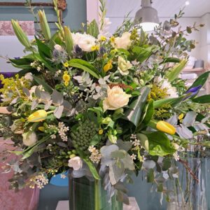 Deluxe Focal Arrangement