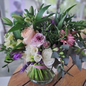 Small Classic Vase Design