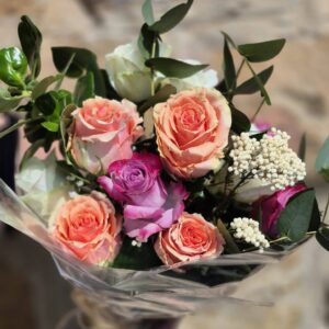 10 Mixed Roses